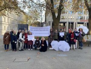 Mahnwache am Sendlinger-Tor-Platz (c) OgR