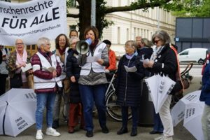 Mahnwache am Sendlinger Tor zum 80. Jahrestag der Befreiung