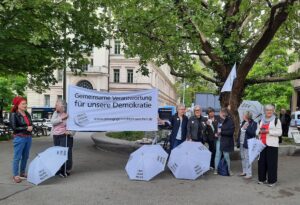 Mahnwache am Sendlinger-Tor-Platz (c) OgR