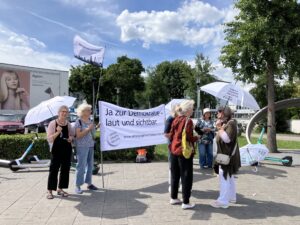 Mahnwache Olympia Einkaufszentrum