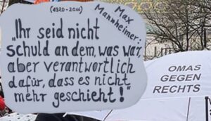 Plakat von Prüf Demo für Mahnwache