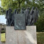 Todesmarsch-Mahnmal von H. Pilgrim in Kaufering